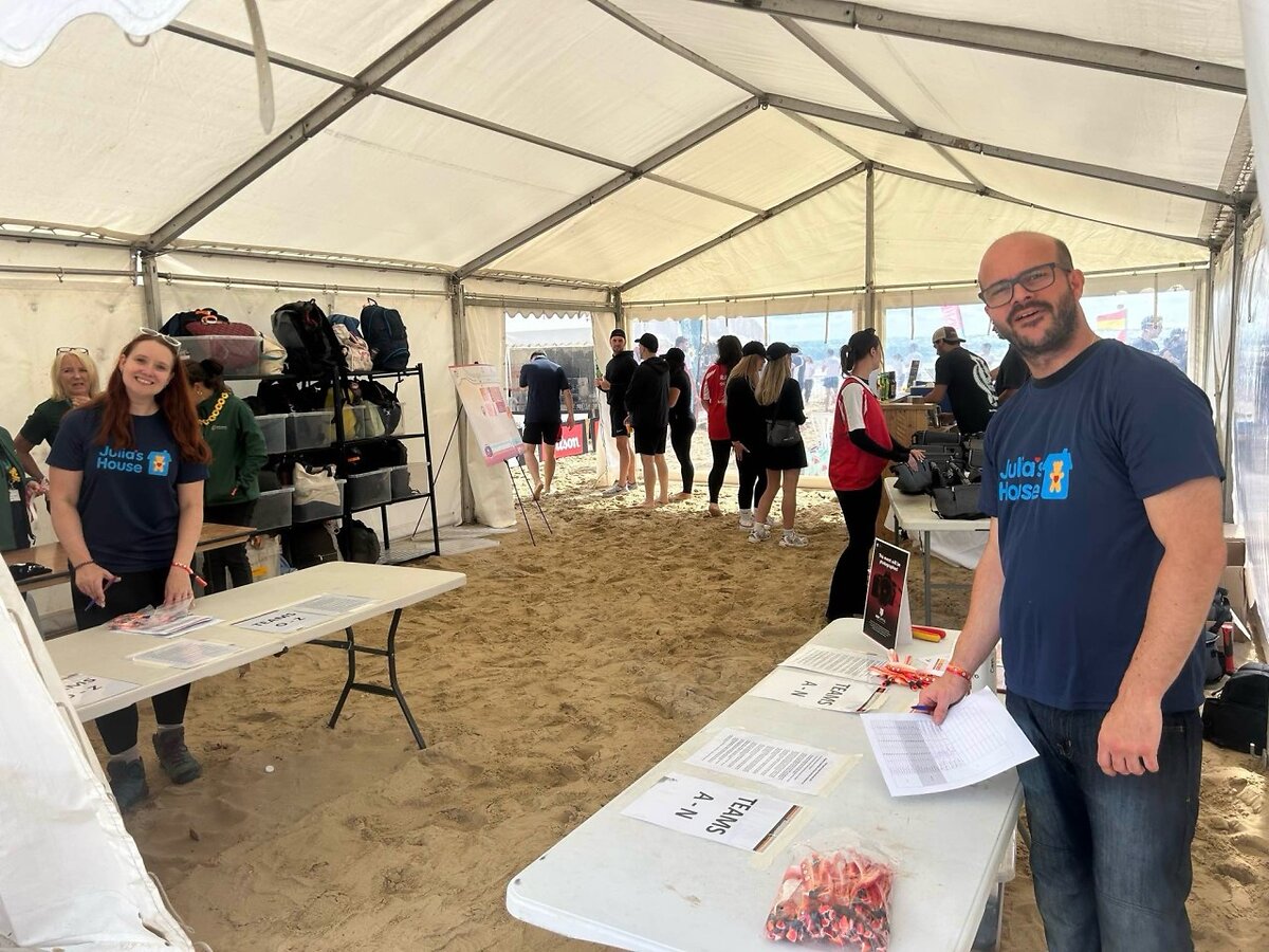 Ed and Annie at sign in for volunteer day